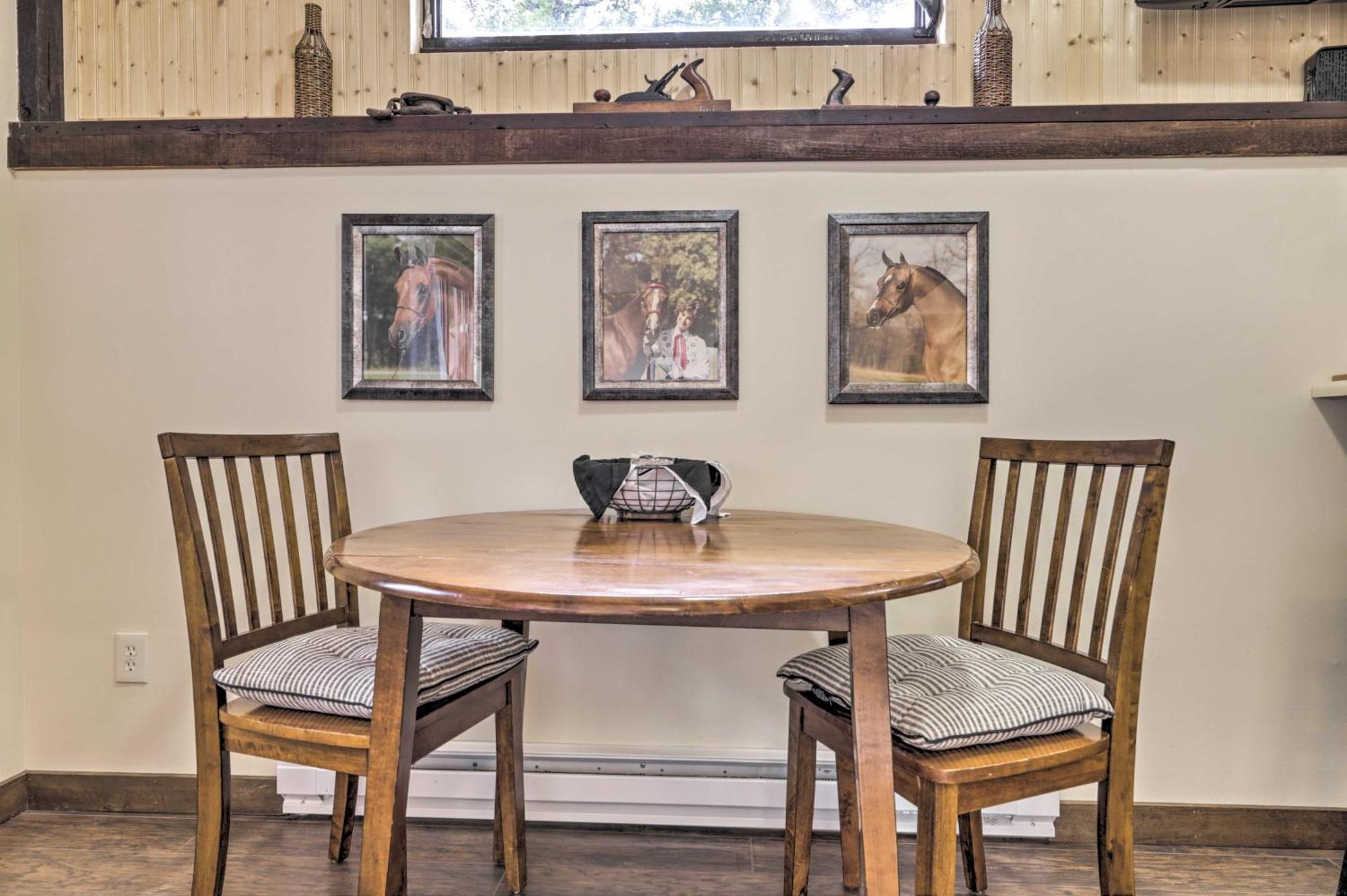 Private Guest House With Deck And Spectacular Views! Uncasville Exterior photo